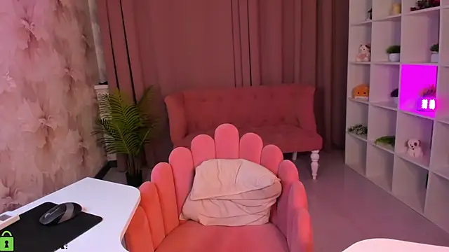 kikipeach webcam