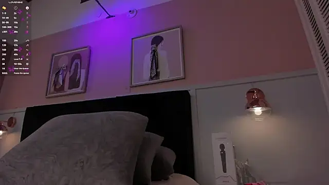 elodie_walker webcam