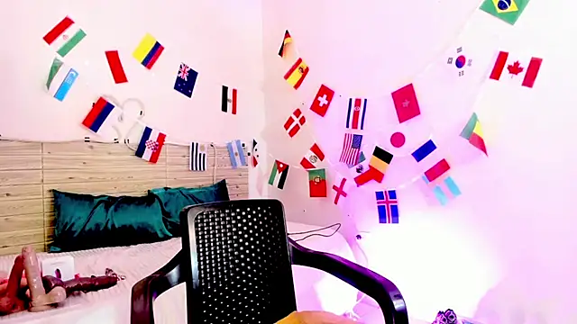 lilahSweet webcam