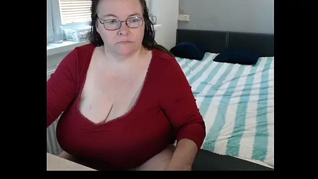 Sweetboobs webcam