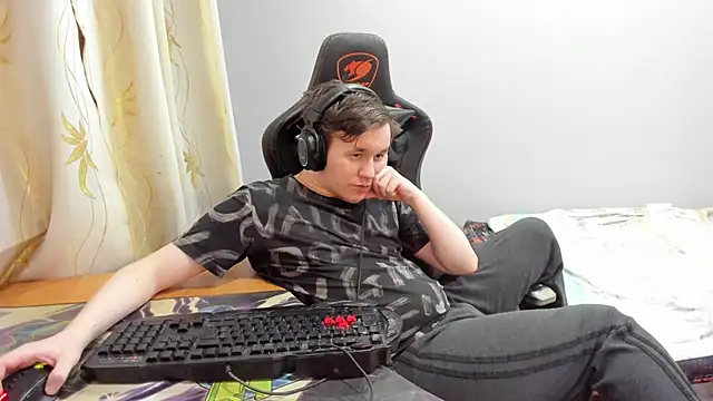 iliaskrislove webcam