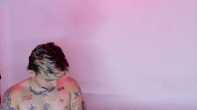 AliceandMax webcam