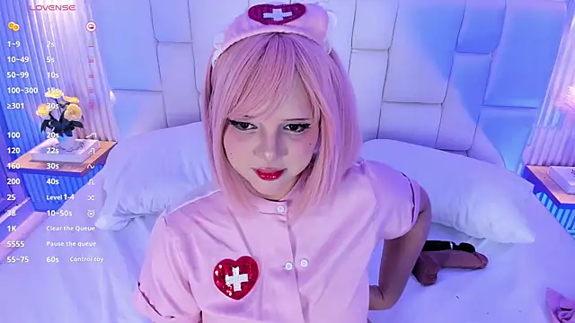 NanaOsaky webcam