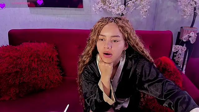 Baby_curly webcam