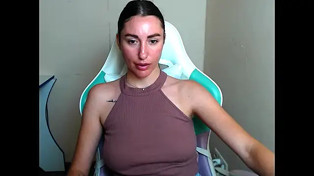 Cammil1a_horn webcam