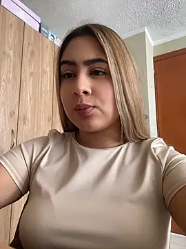 Miabonnett_ webcam