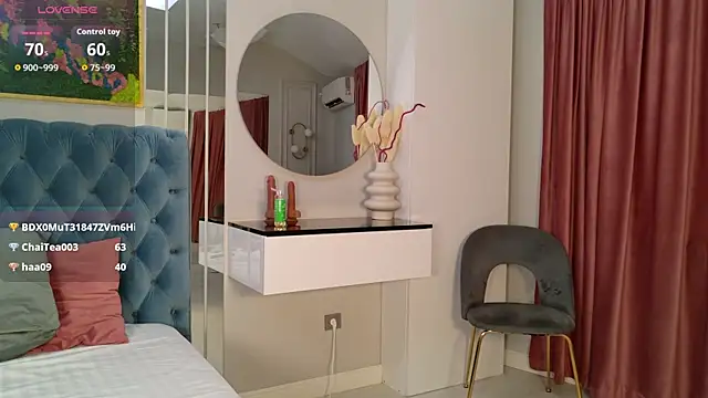 SiennaPierce webcam