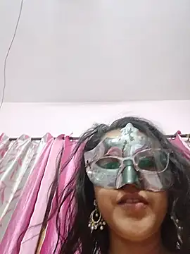 thanusi_2 webcam