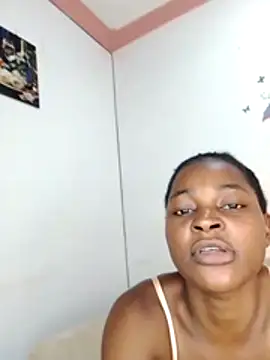 cum_queen254 webcam
