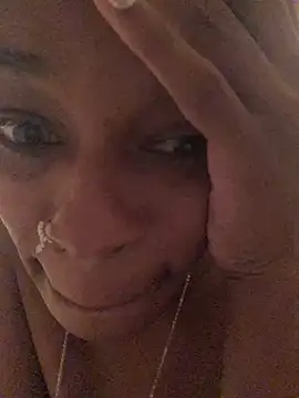Jasmine_FullsShine webcam