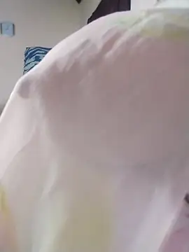 tharu_sweet webcam