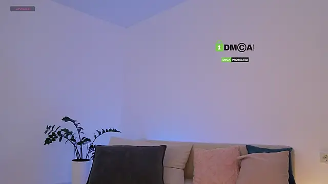 Fallinlove1 webcam