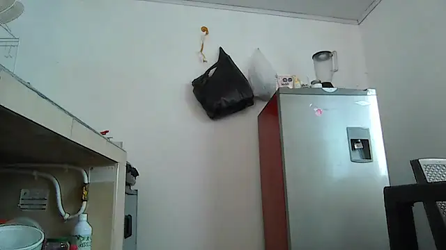 Layla-Astrum webcam