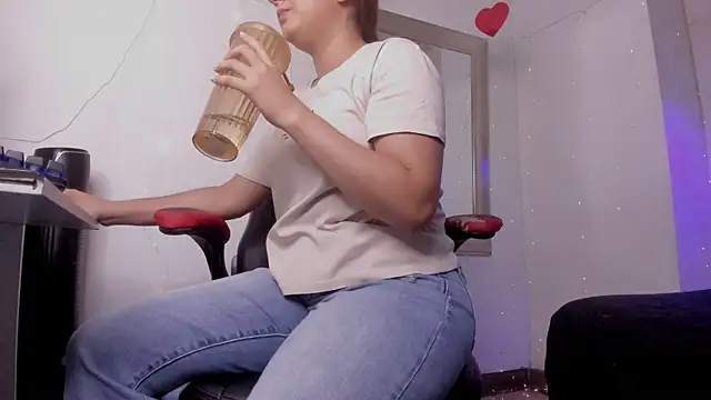 angel_hardy_dl webcam