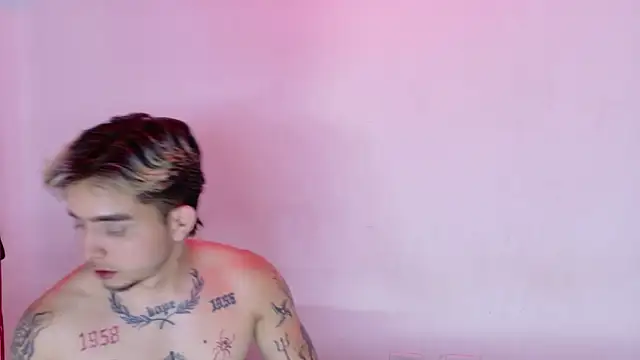 AliceandMax webcam