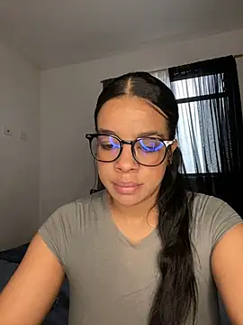 trianawhite webcam