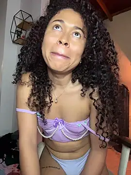 GabriSaenz webcam