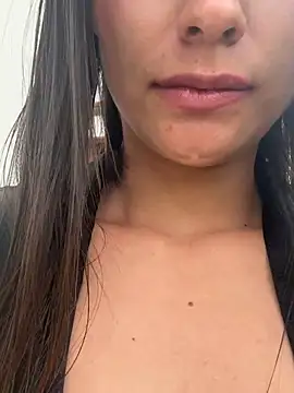 alanis_22 webcam