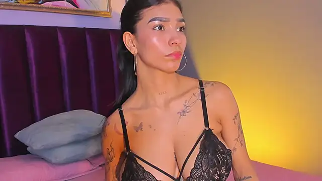 LauraAristizabal webcam