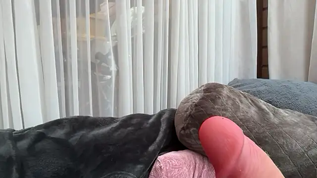 SummerHoney webcam