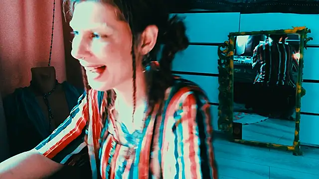 VivienDarkbloom webcam