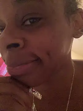 Jasmine_FullsShine webcam