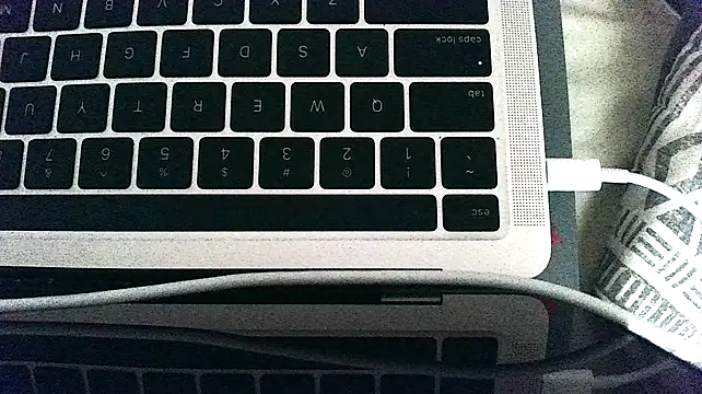Yournaughty webcam