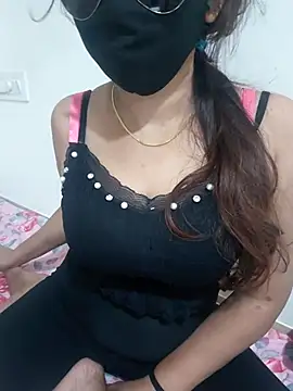 Aarti909090 webcam