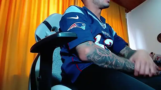 sebastian_horny webcam