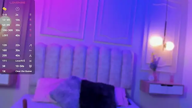 lanna_brunette