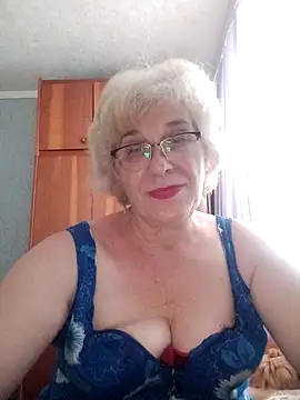 52MiaLove02 webcam