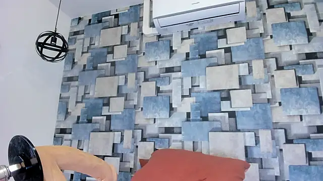 angel_dthroatt webcam