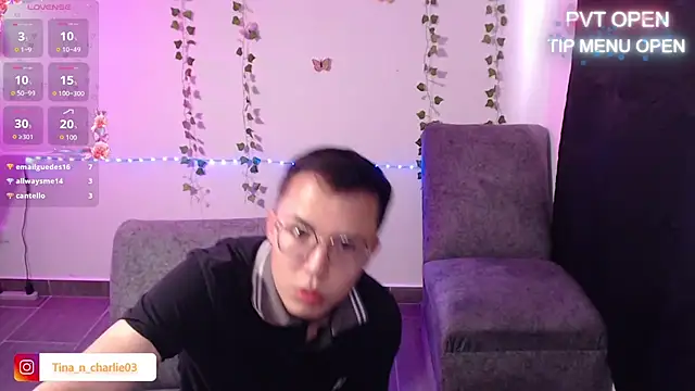 Tina_4_Charlie webcam