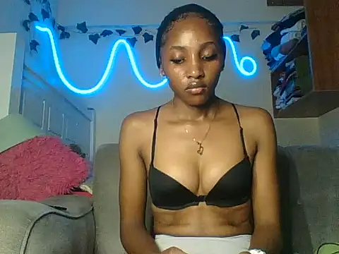 Velvet_peach webcam