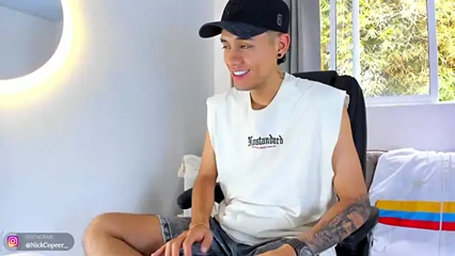 NickCopeer_ webcam