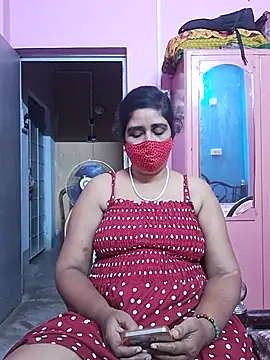 Rulali_44 webcam