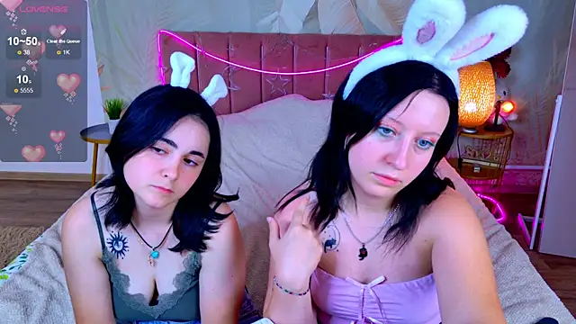RuthHalll webcam