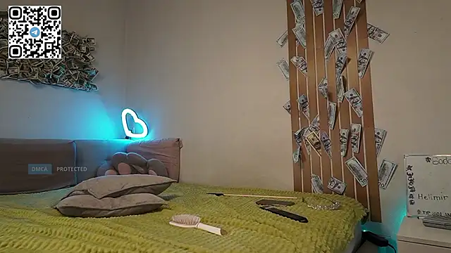 MrsTenderBeast webcam