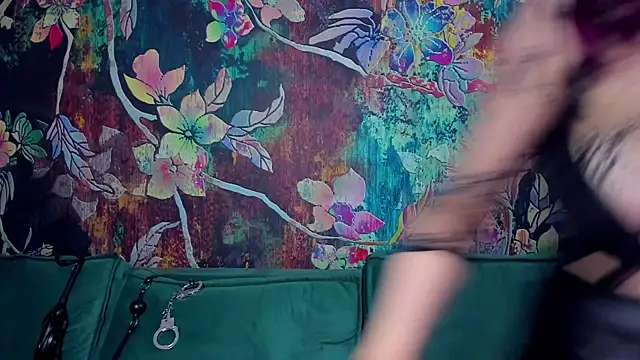 RoseBlooom webcam