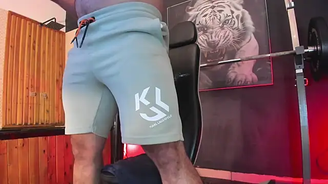 Luke__09 webcam