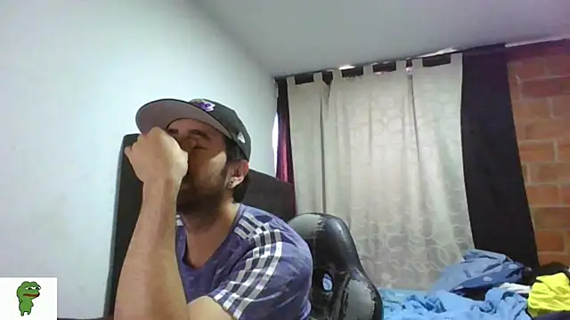 coolfriki webcam