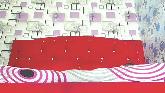 YESSYFOXX webcam