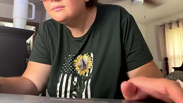 LivYourFantasy webcam