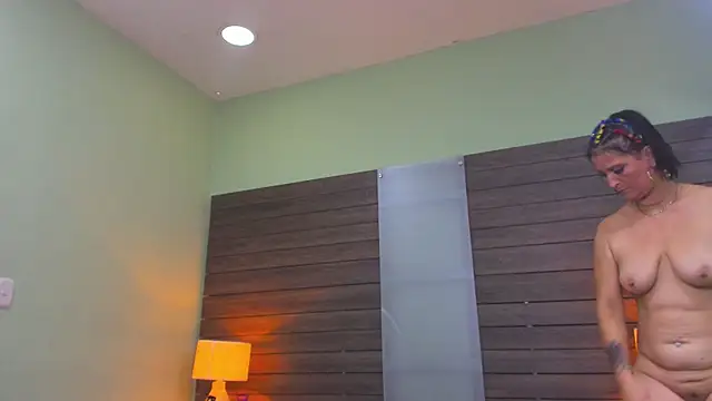 Hadde_multisquirt webcam