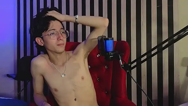 twink_sebas7 - Twink_Sebas7's free webcam - UK Sex Cams