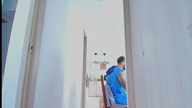 thomas_gun - Thomas_gun's free webcam - UK Sex Cams