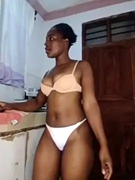 cum_queen254 webcam