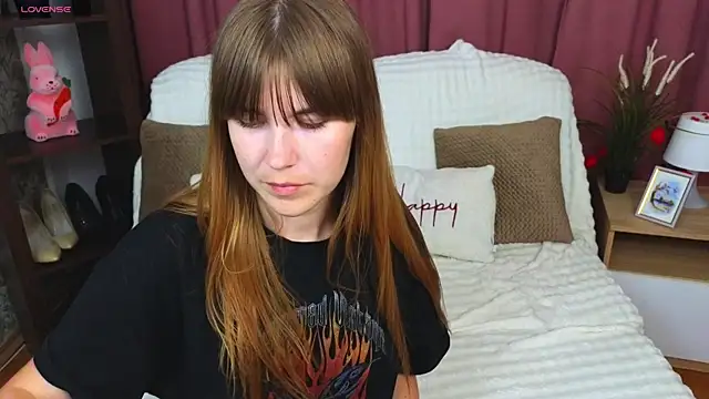 EmilyCuper_ webcam