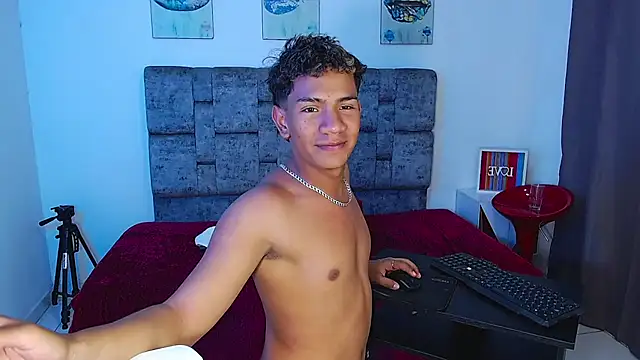 Alan_BigAss live sex cam