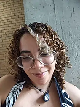 Emma_Wish live cam on StripChat